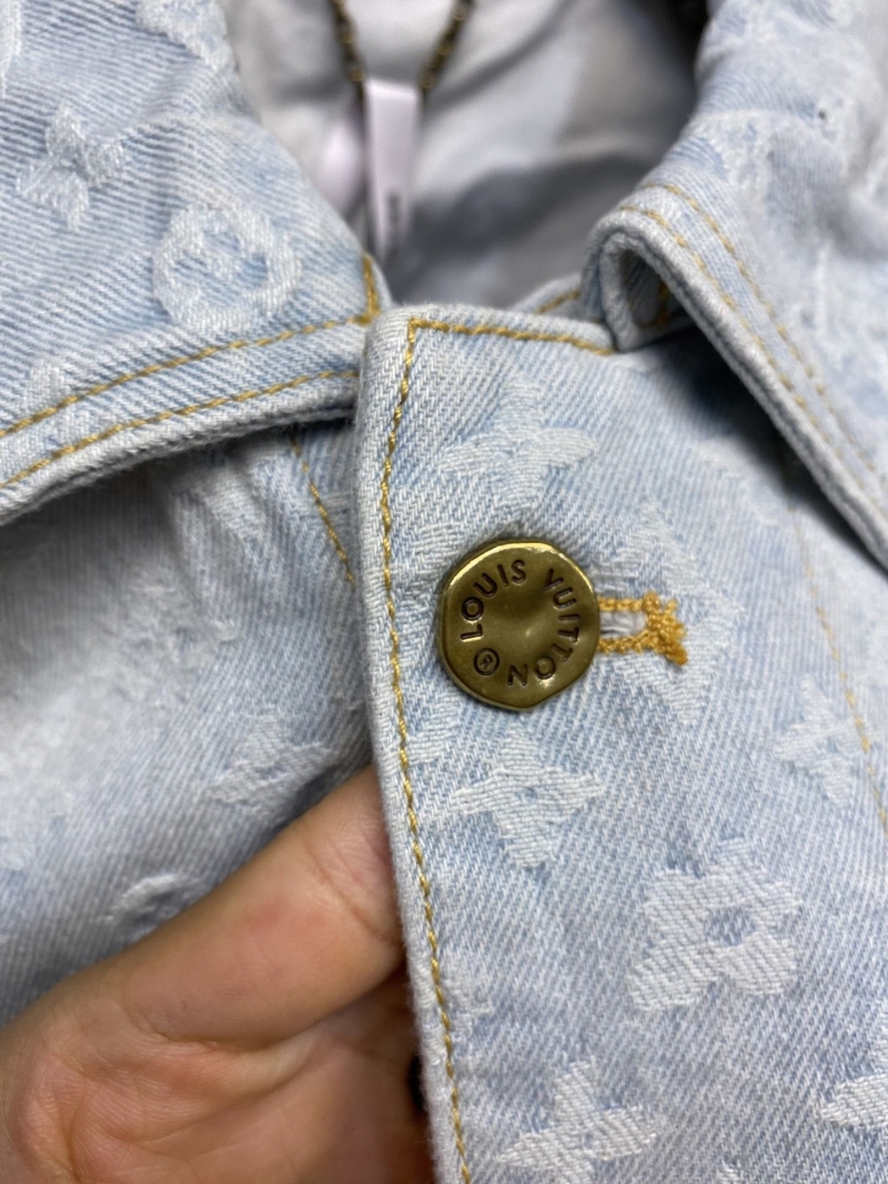 l0vis Vvtt0n jeans